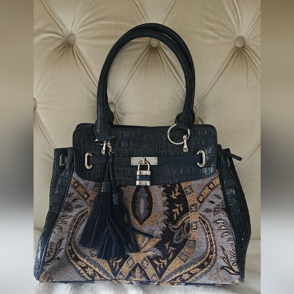 Beautiful Pre Loved Vintage SHARIF 1827 Blue and Gold Tapestry Women's Handbag.